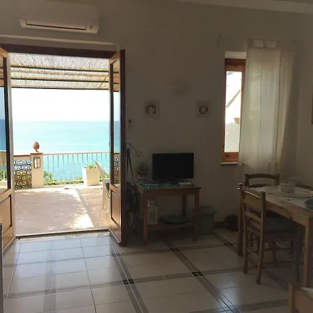 Lejlighed Villa The Marinette Terrace Overlooking The Sea Tropea