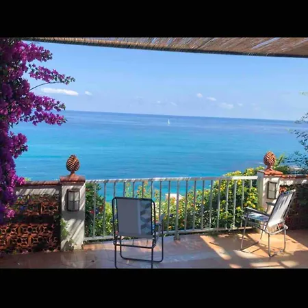 Villa The Marinette Terrace Overlooking The Sea Tropea