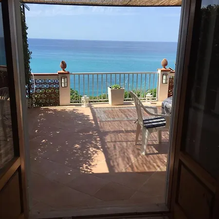 Lejlighed Villa The Marinette Terrace Overlooking The Sea Tropea